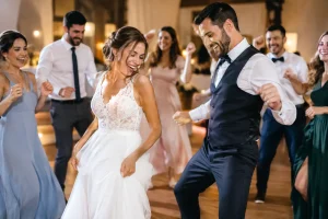 Hogyan legyen tele a táncparkett esküvőn?